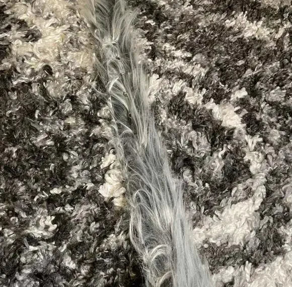 Grey Faux Fur Statement Belt - Picture 2 of 2